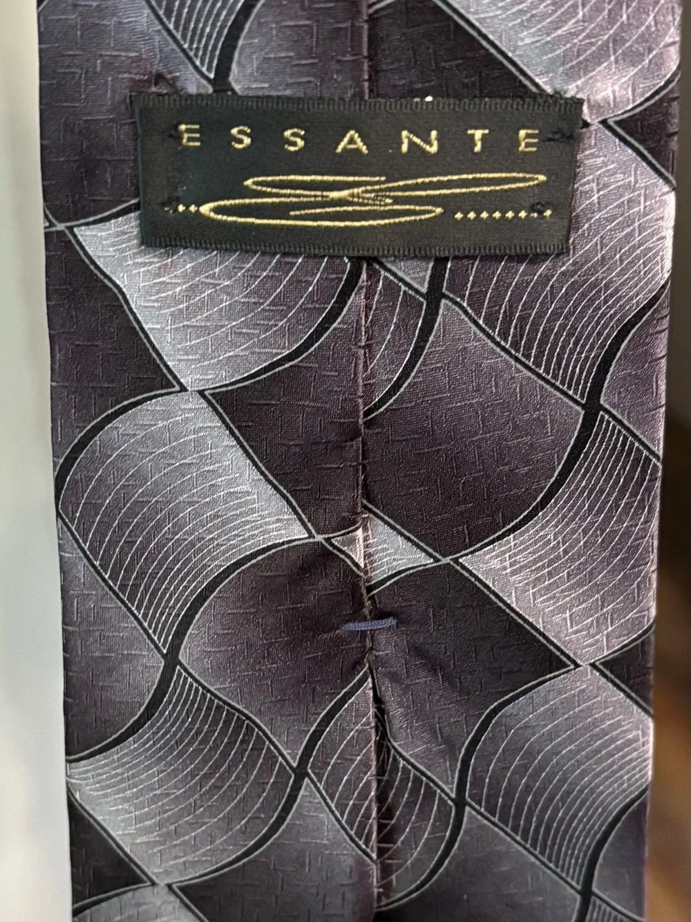 Essante contemporary men
