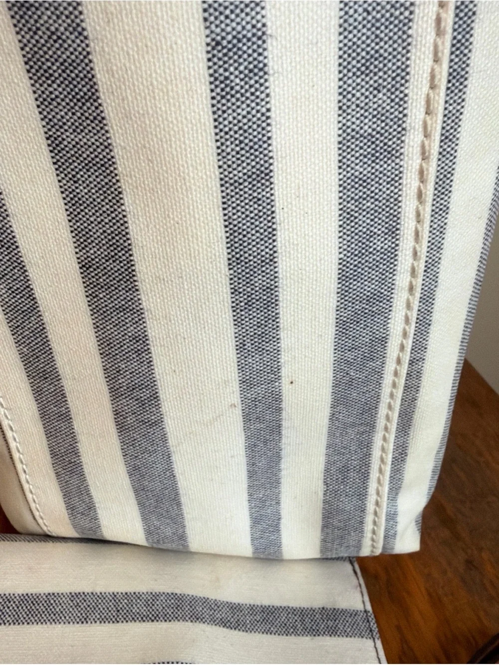Fossil wallet bag matching