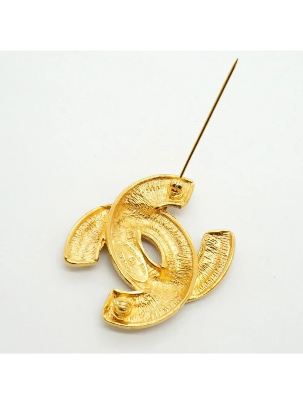 CHANEL brooch vintage