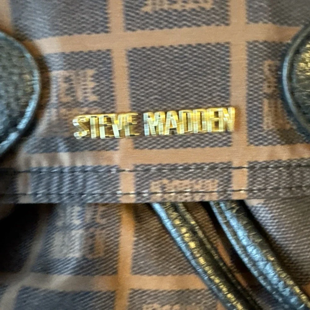 Steve Madden steve madden