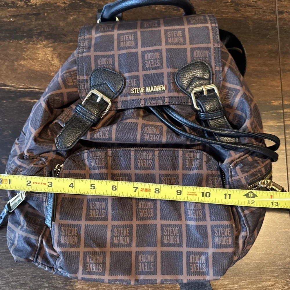 Steve Madden steve madden
