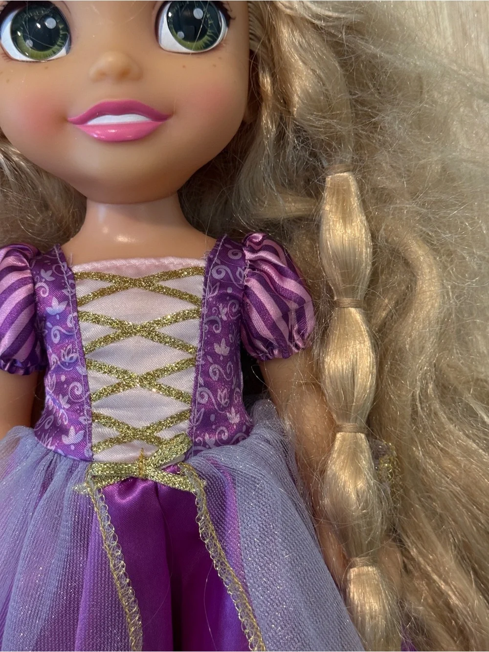Disney Princess Rapunzel Glow N Style 14” Doll