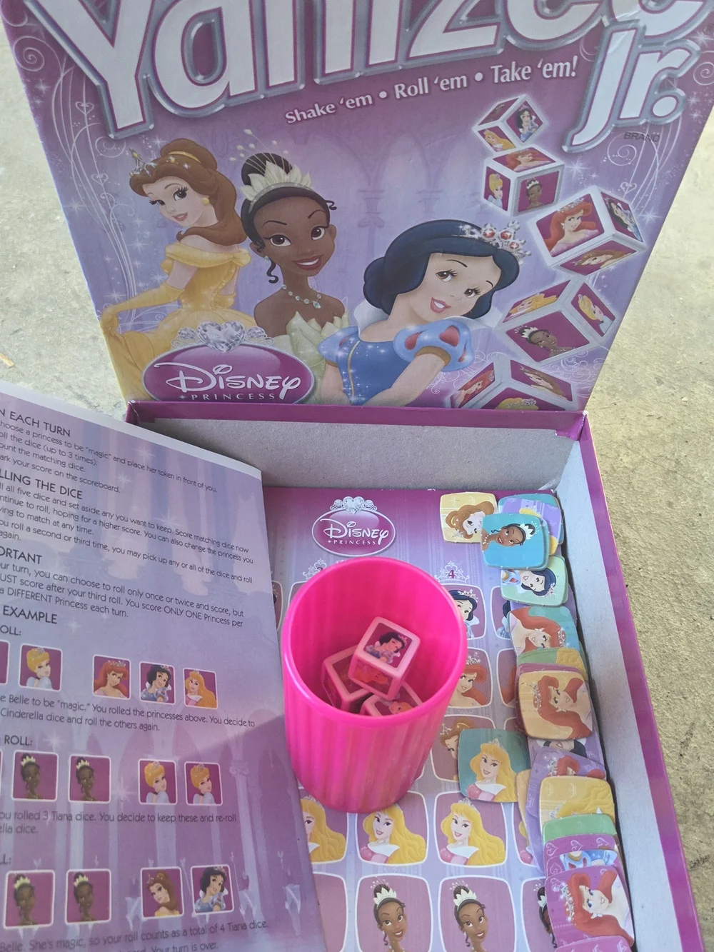 Hasbro easy matching young