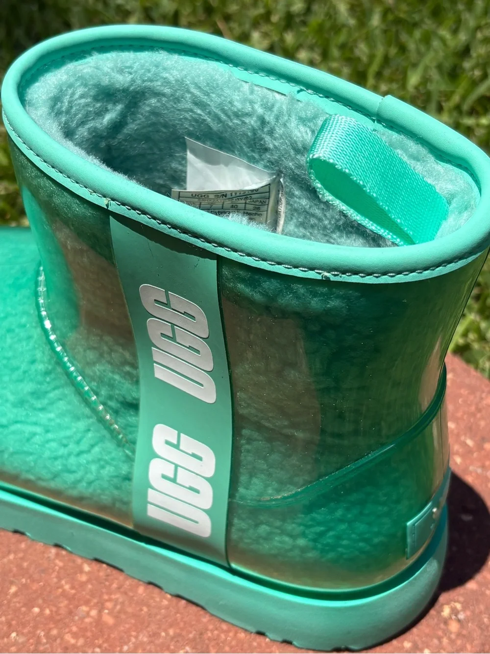 UGG great rain
