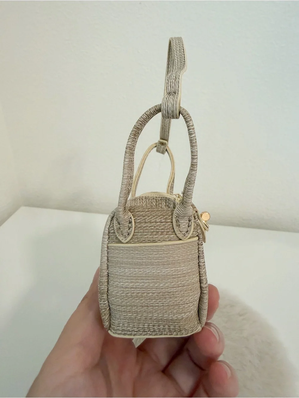 N/A mini woven