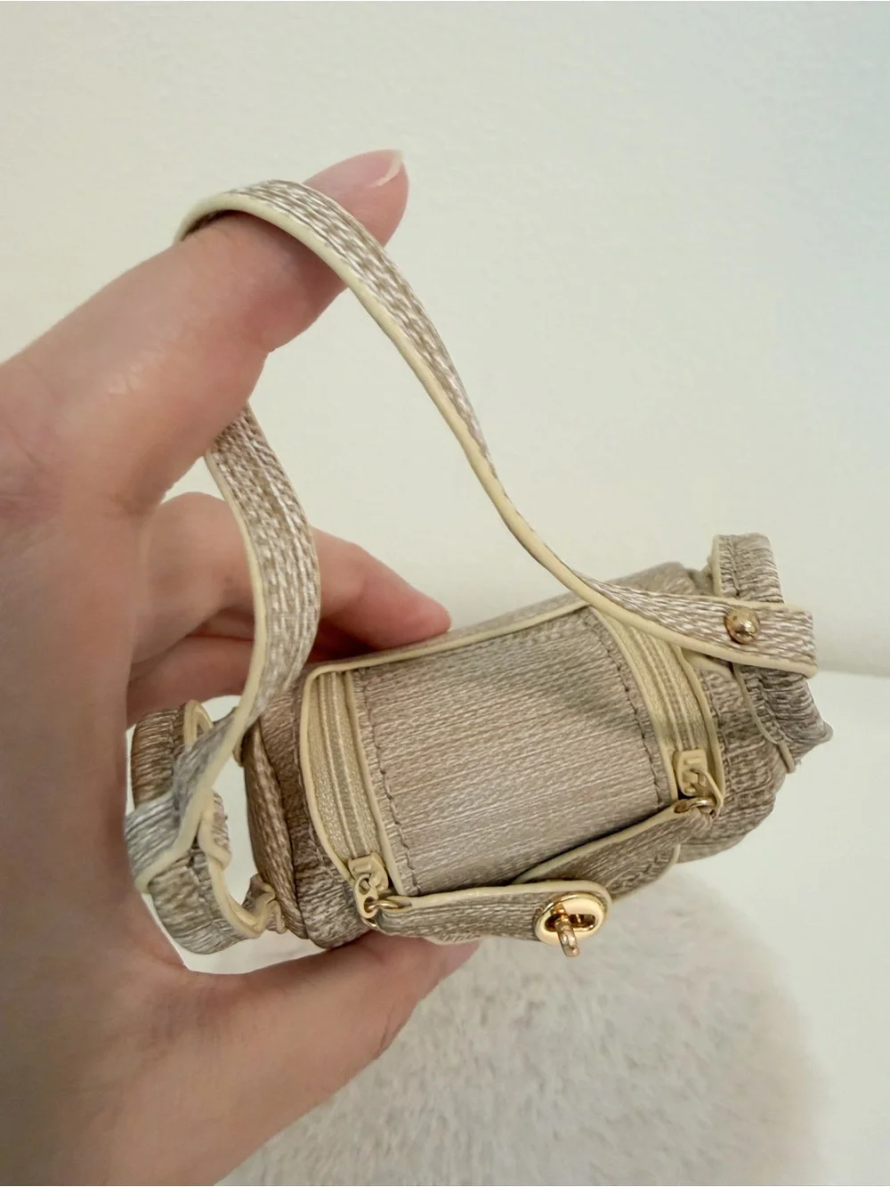 N/A mini woven