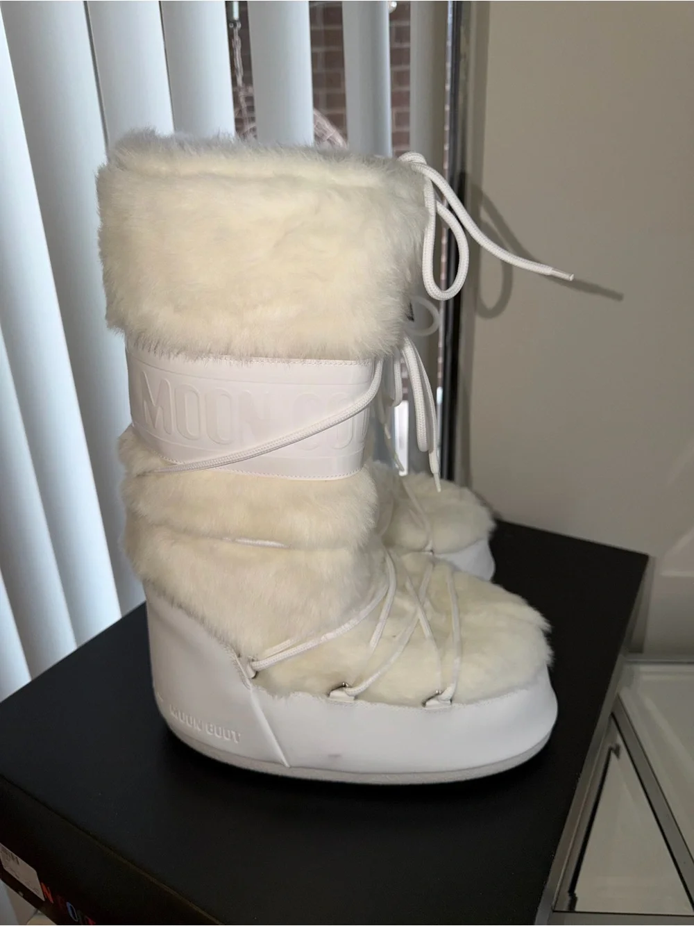 Moon Boot authentic moon