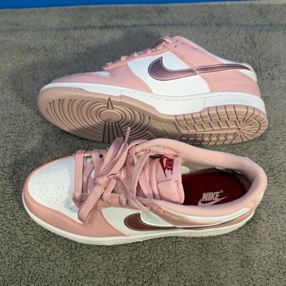 Nike dunk gs Velvet pink  Brand new