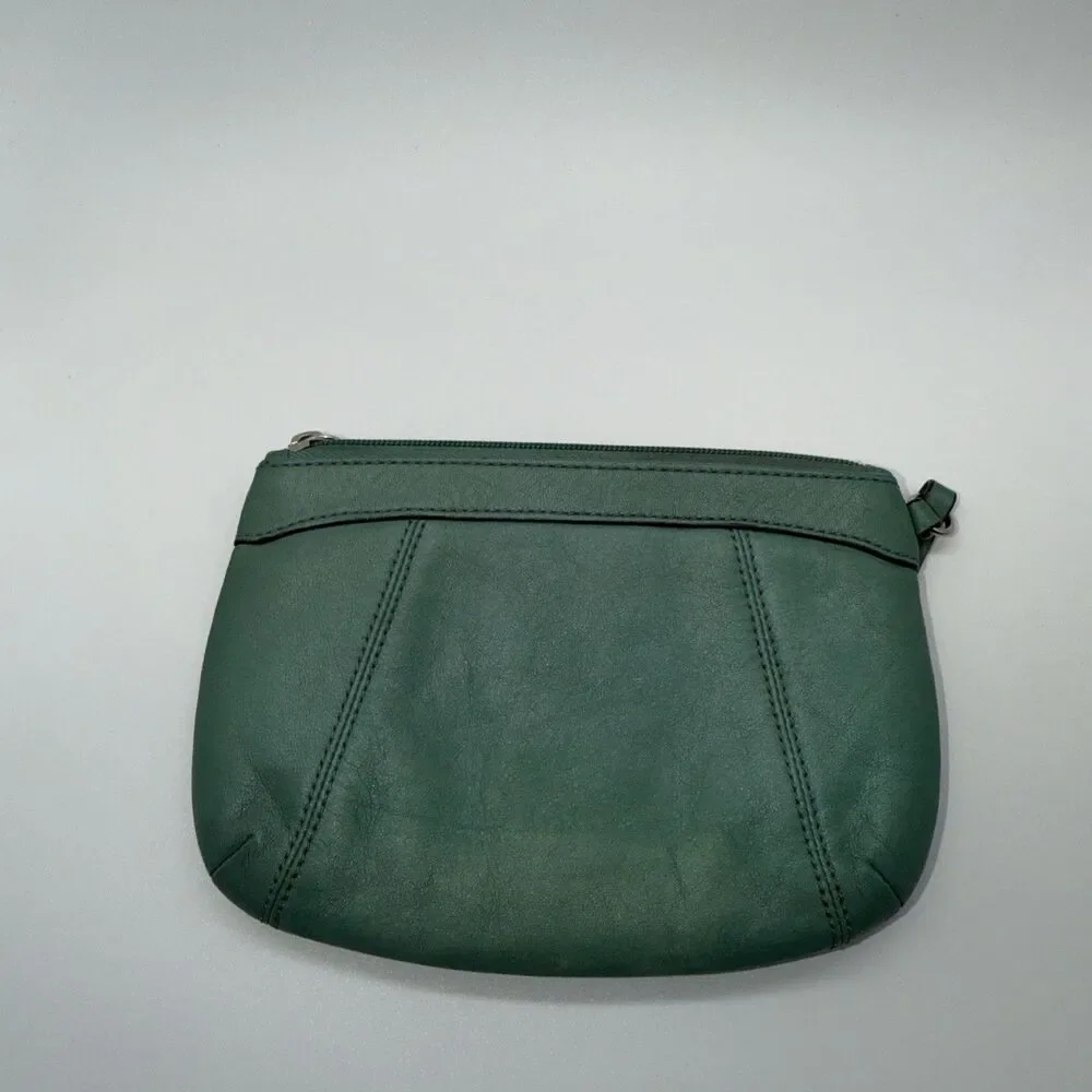 Coach wristlet seafoam