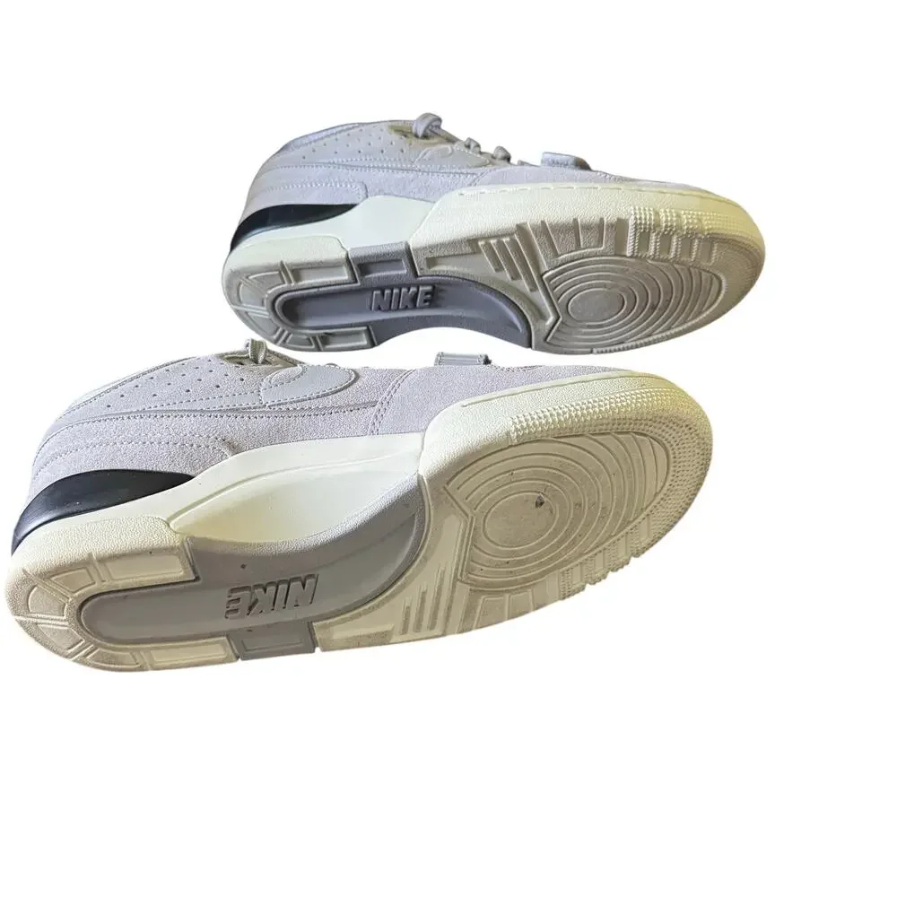 Nike mens medium low