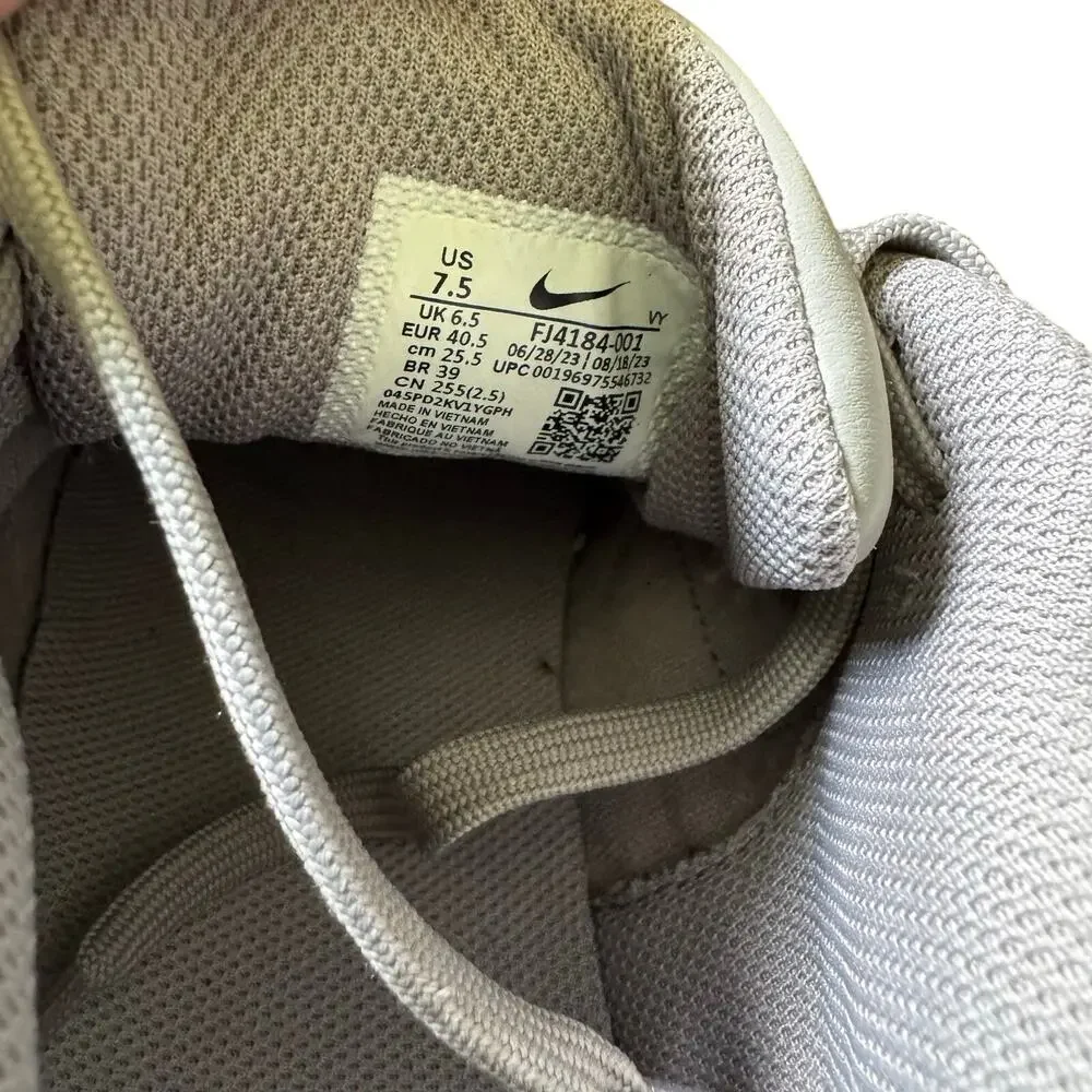 Nike forefoot size