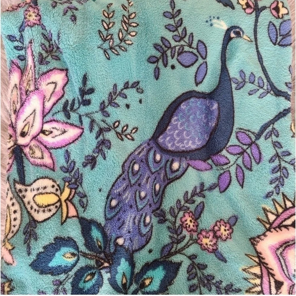 Vera Bradley Peacock Garden Whimsy Pom Throw Blanket 80