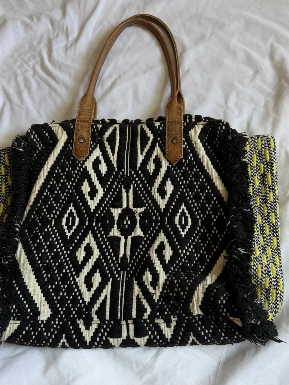 Jasper & Jeera Woven Boho Fringe Tote Bag Tribal Jacquard Leather Handles