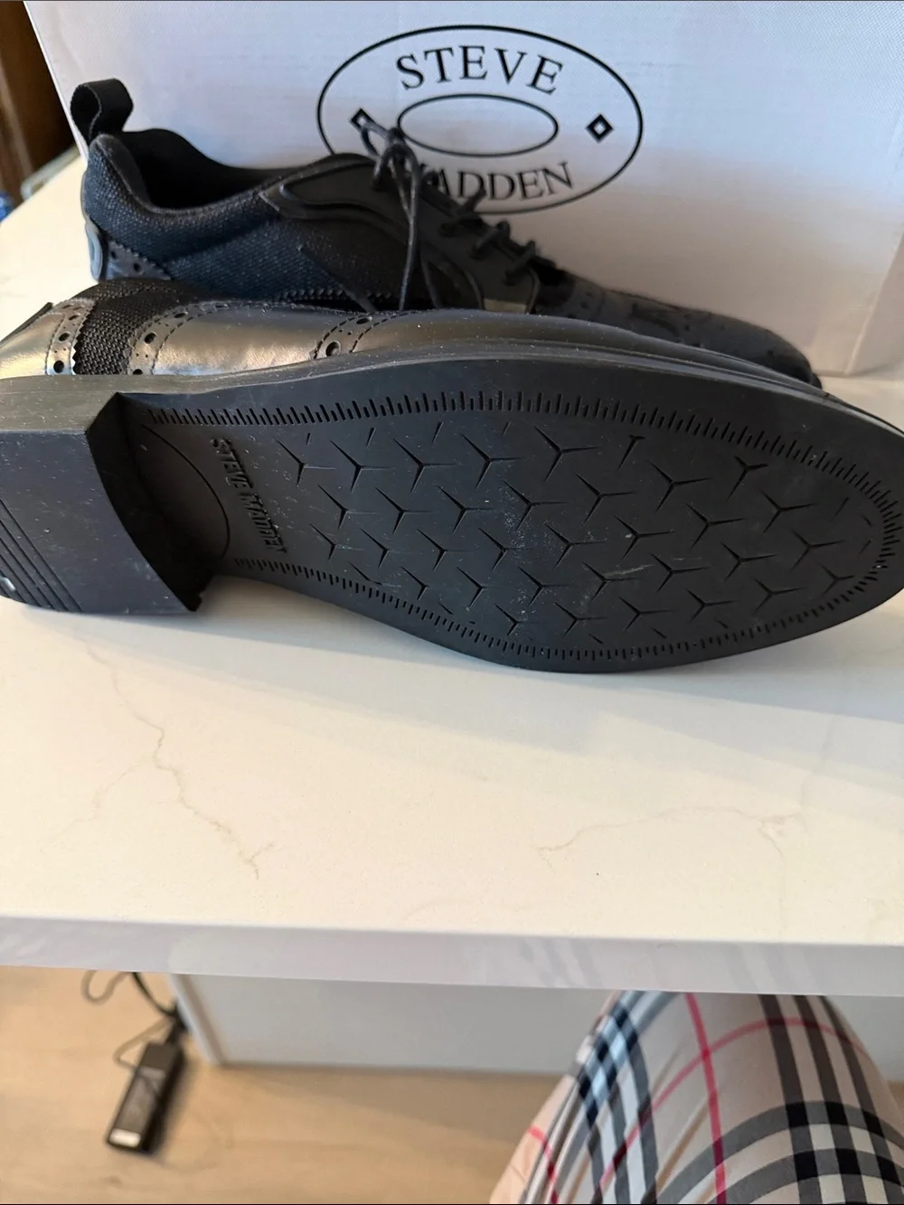 Steve Madden classic black