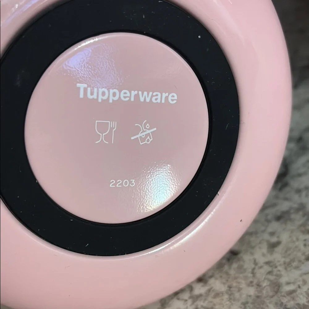 Tupperware nwt thermal