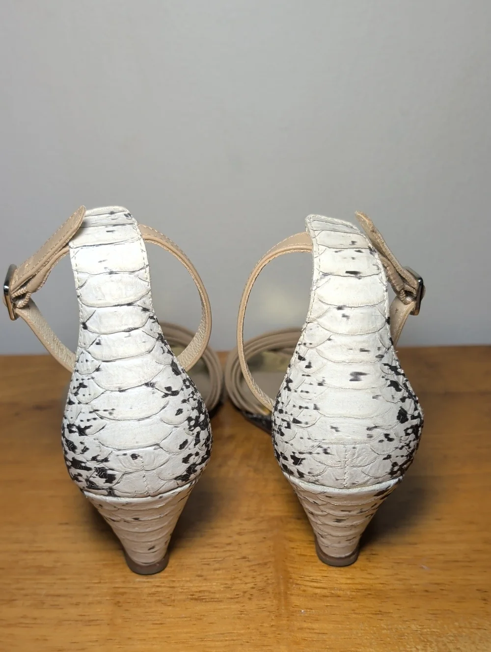 Loeffler Randall loeffler randall