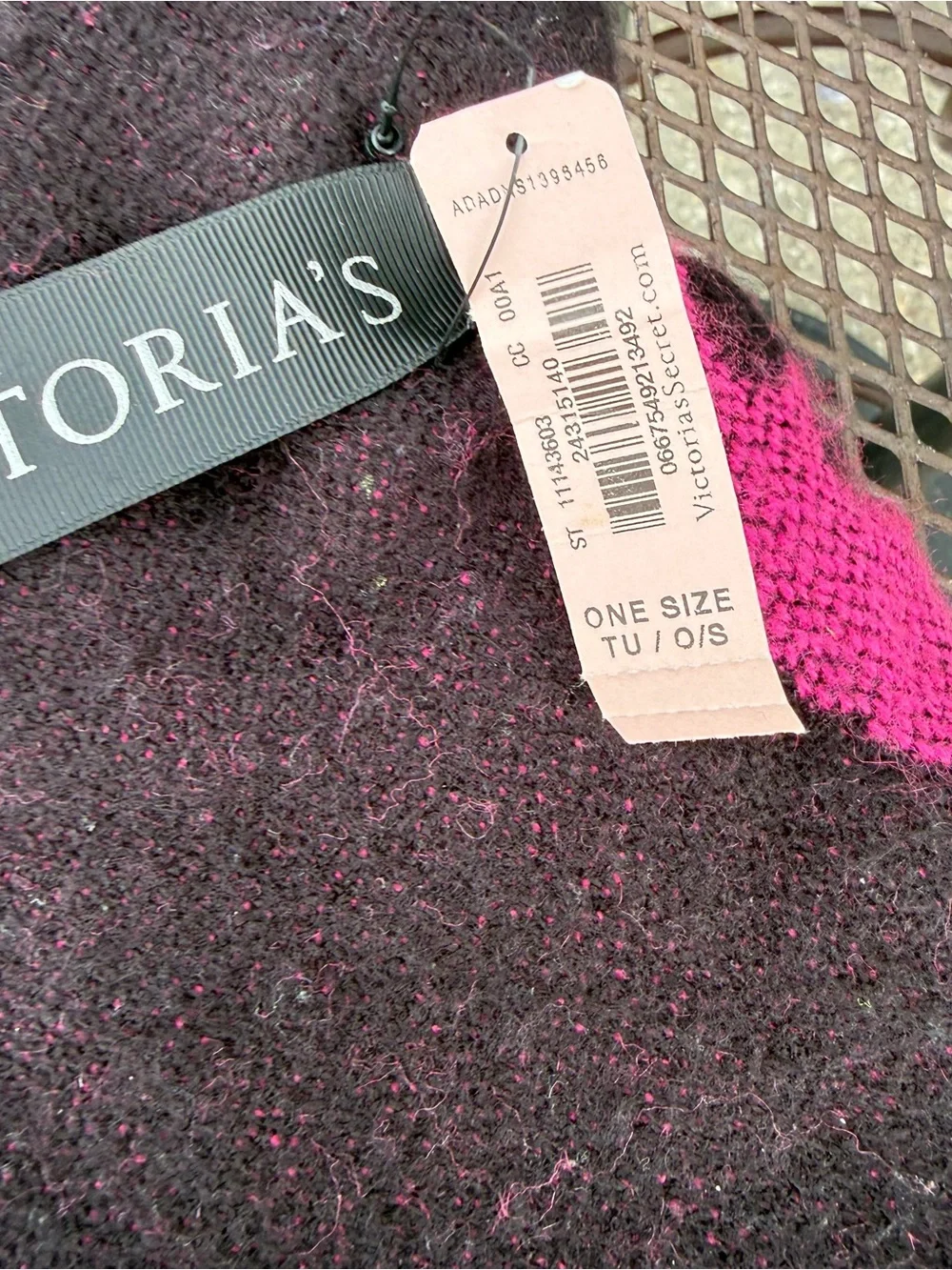 Victoria's Secret Throw Blanket Black Pink HEART Logo 50
