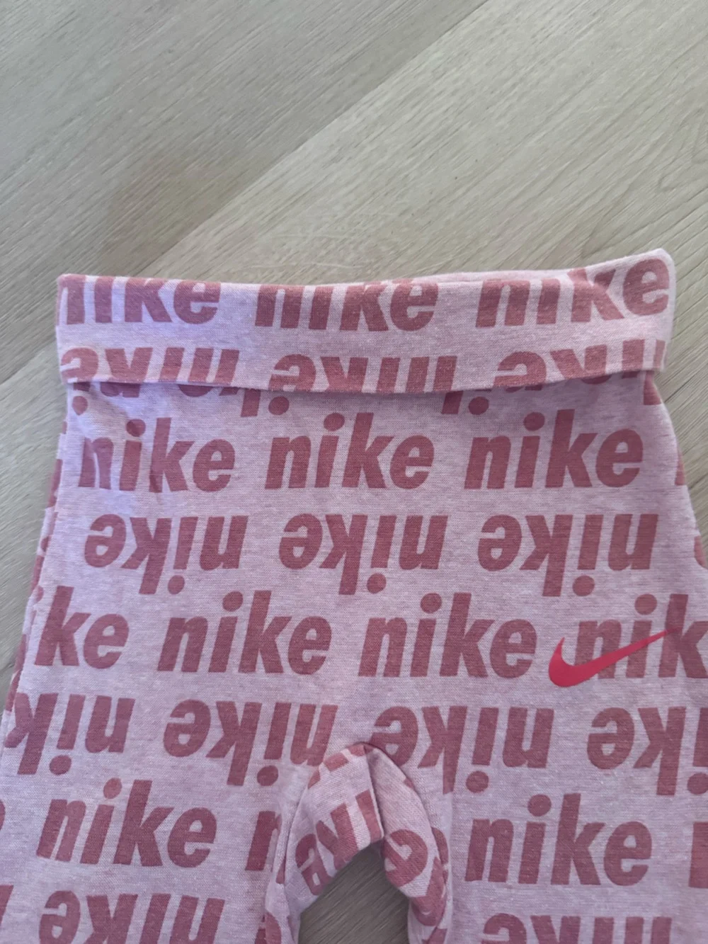 Nike size 18months