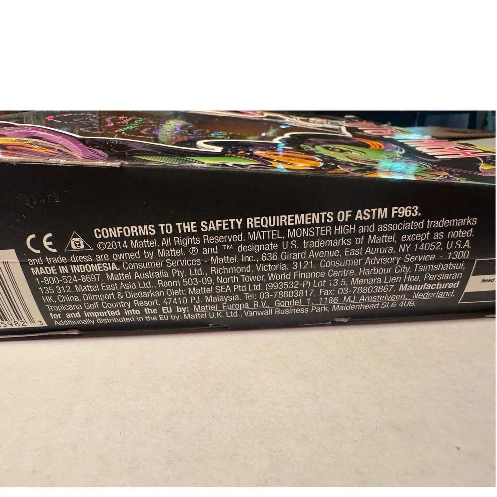 Monster High Casta Fierce Doll 2014 Mattel CFV34 Daughter of Circe New in Box