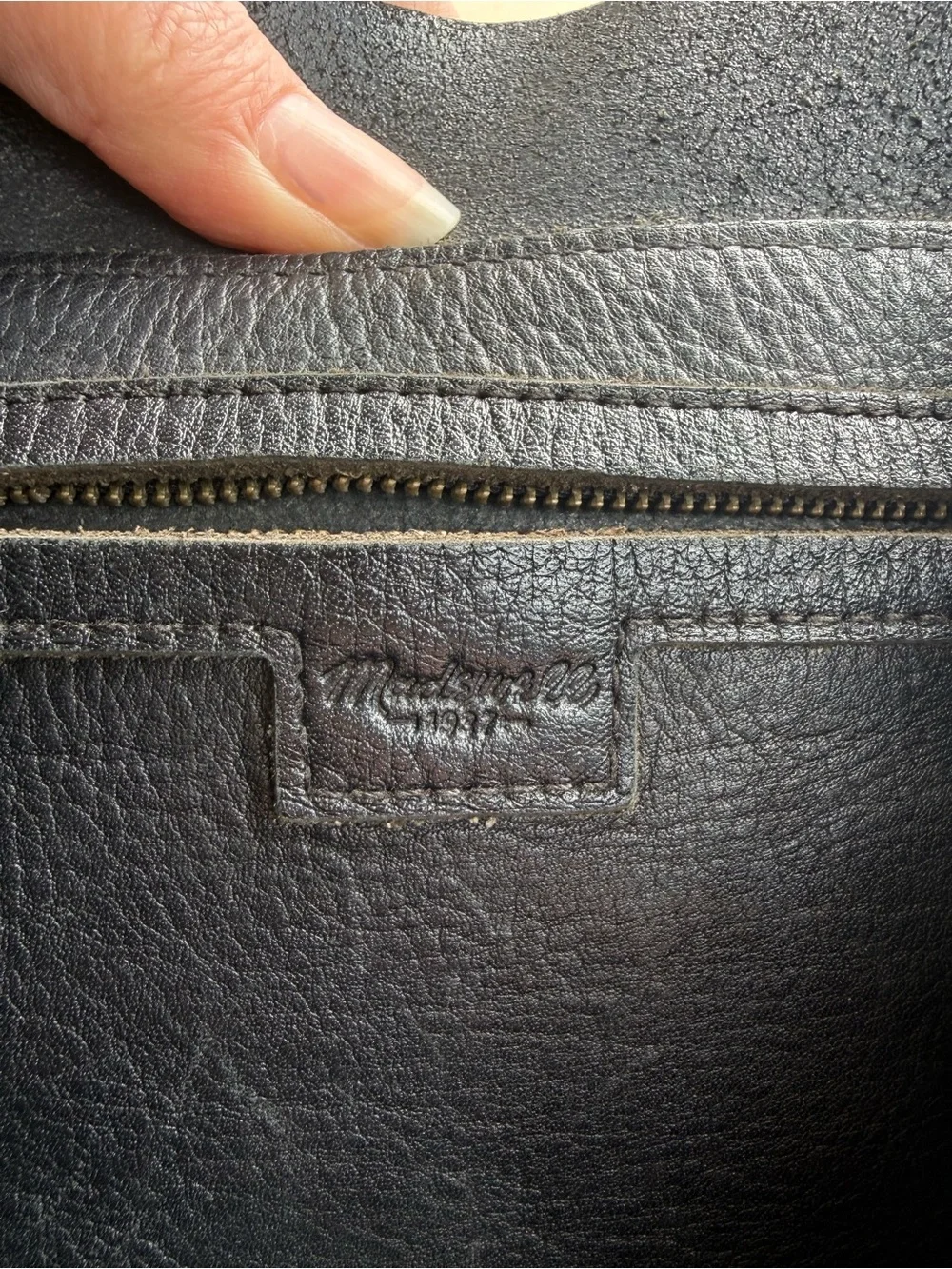 Madewell sleek black