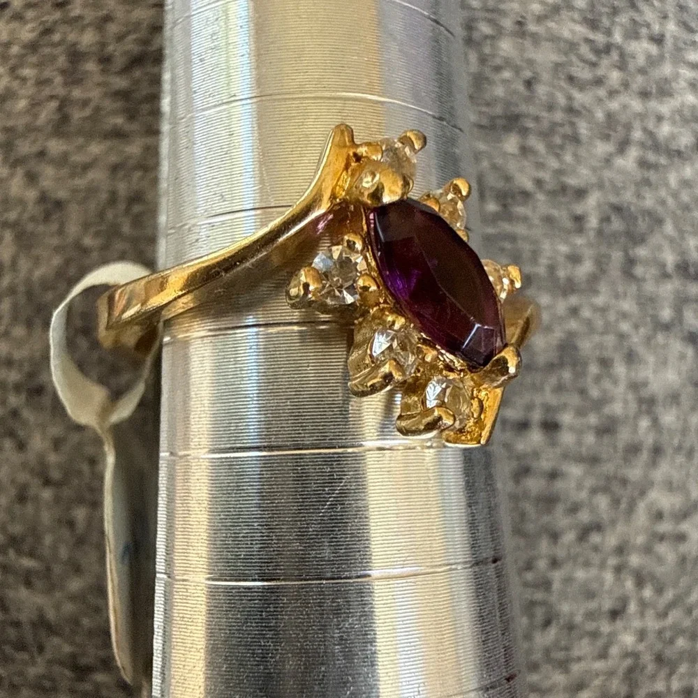 Vintage Gold Marquise size 6.5  amethyst Cocktail Ring Clear Accents signed BB‎