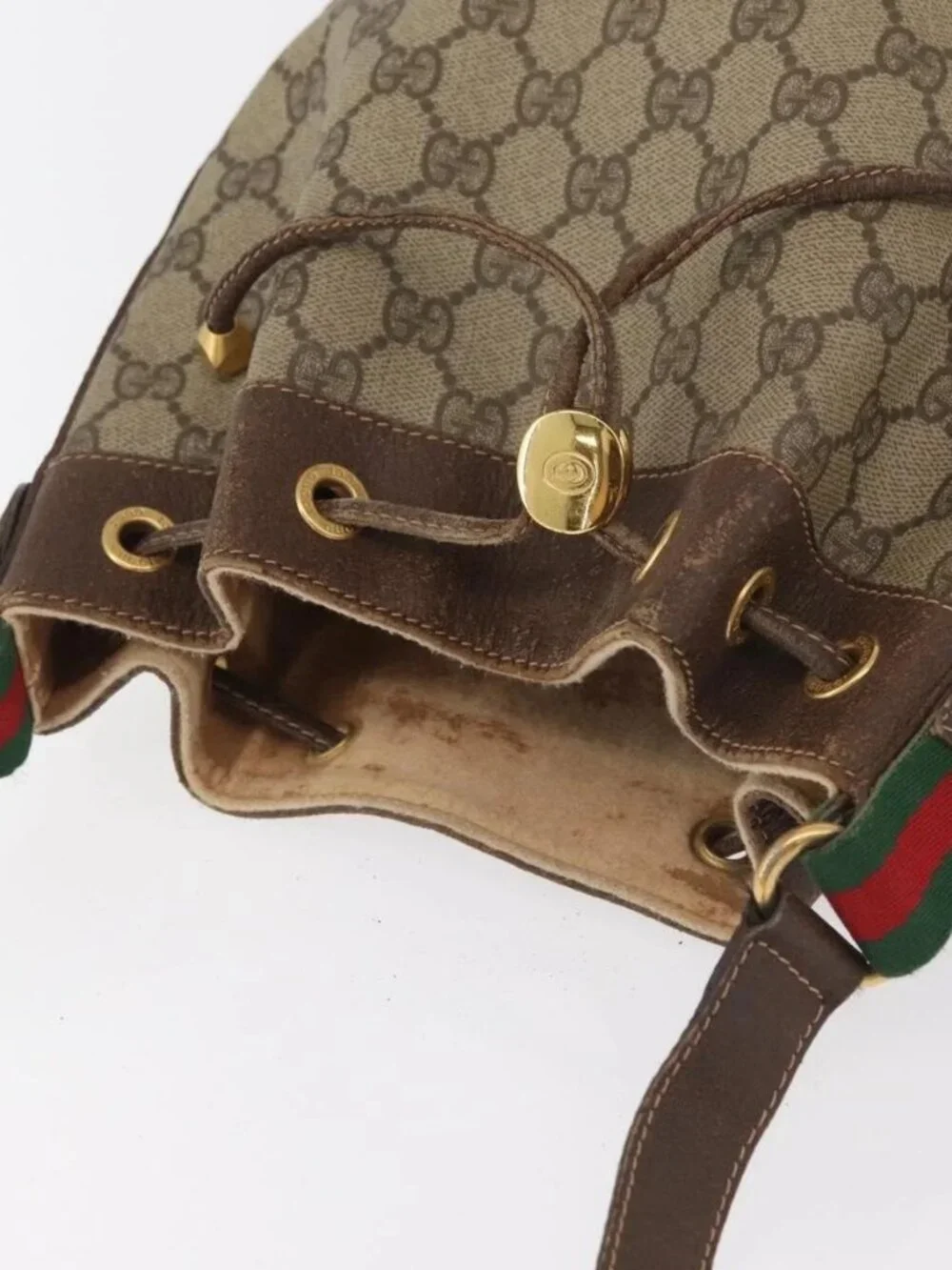 Gucci brand	gucci color	beige