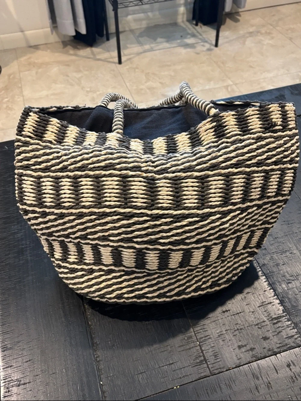 Lucky Brand great regular