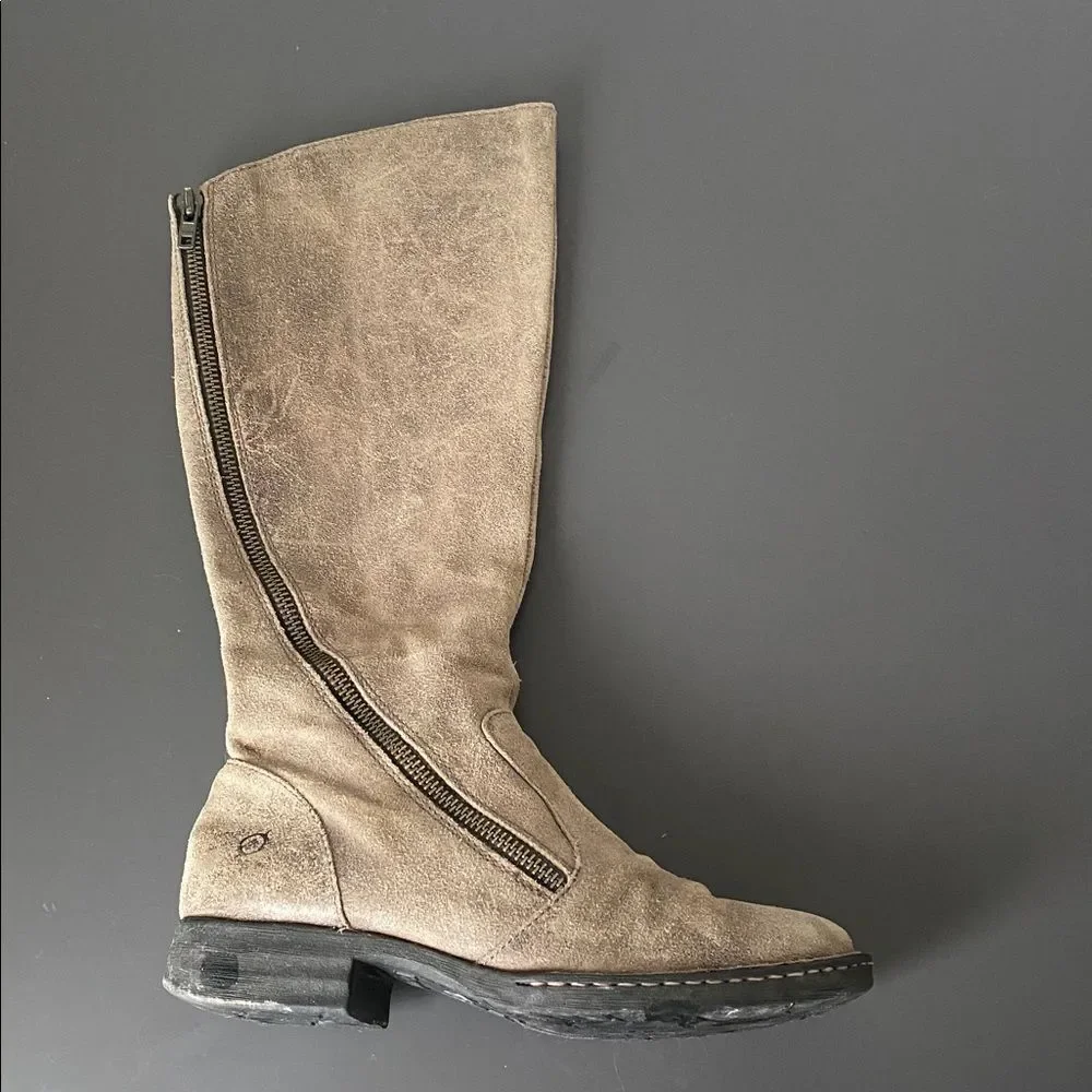 Born Women’s Tan Distressed Suede Leather Boots Side Zipper US Sz 8.5 Boho Chic