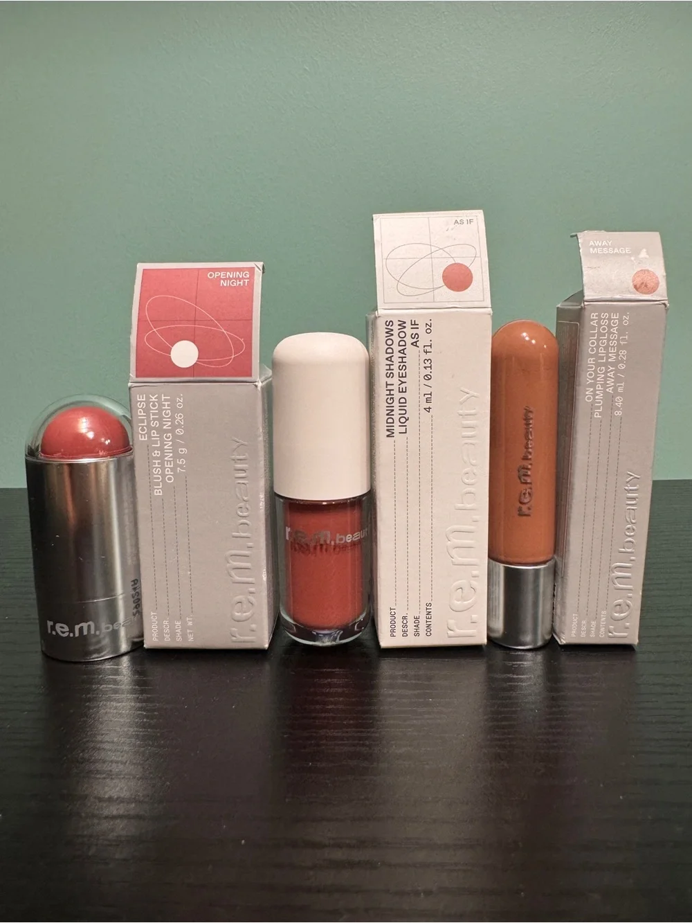 R.E.M. Beauty blush lip
