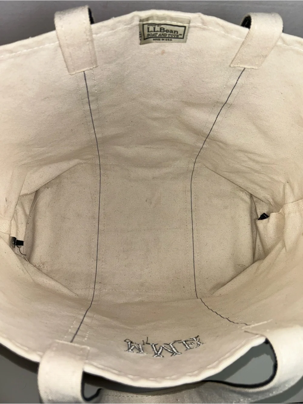 L.L. Bean made shoulder