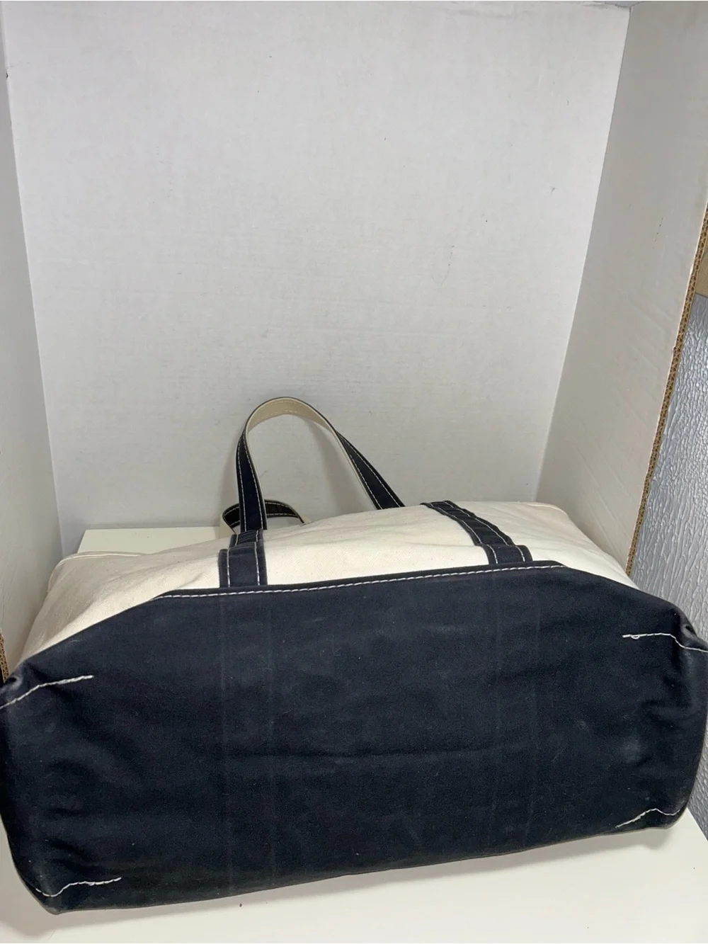 L.L. Bean usa width