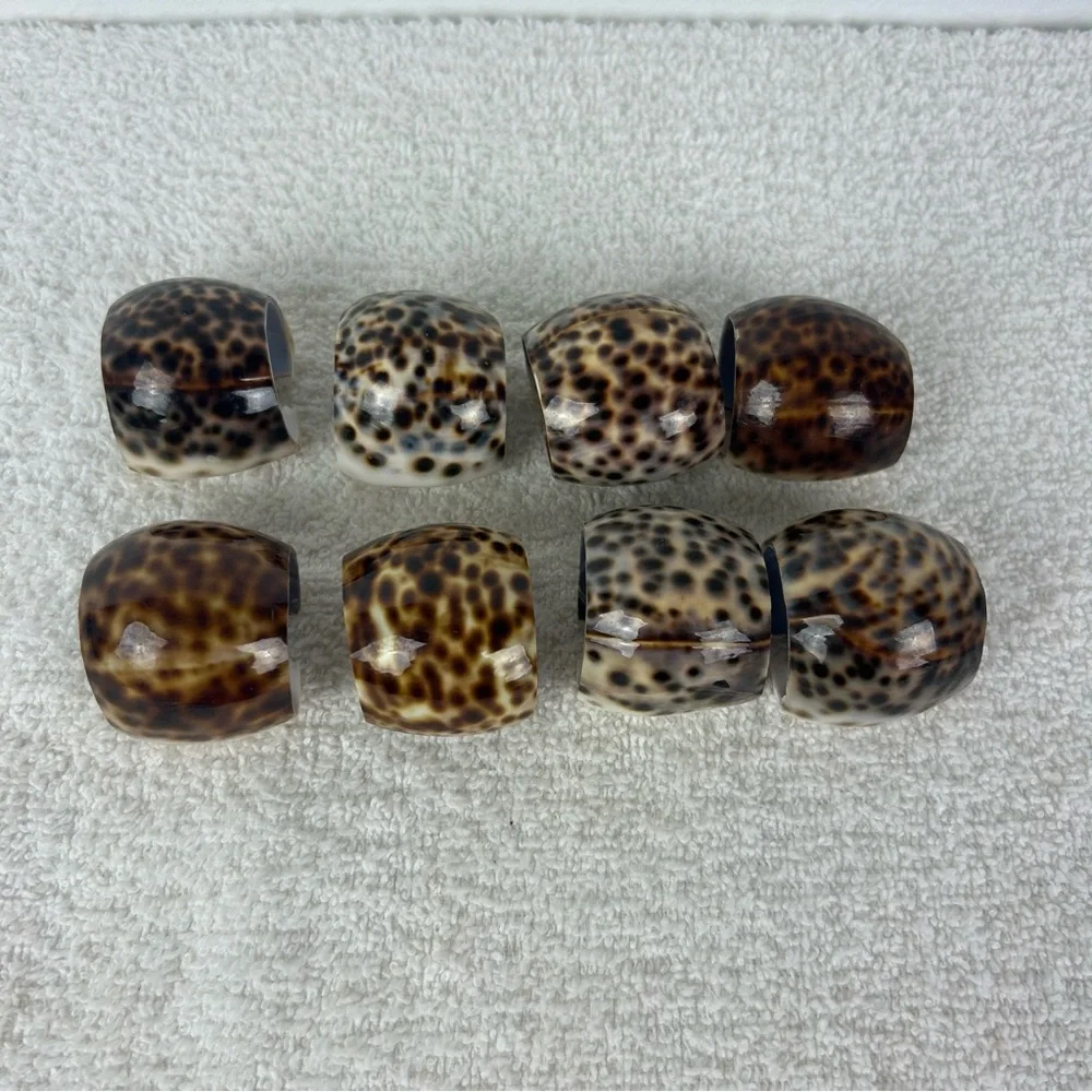 VTG Set of 8 Tiger Cowrie Sea Shell Napkin Holder Rings
