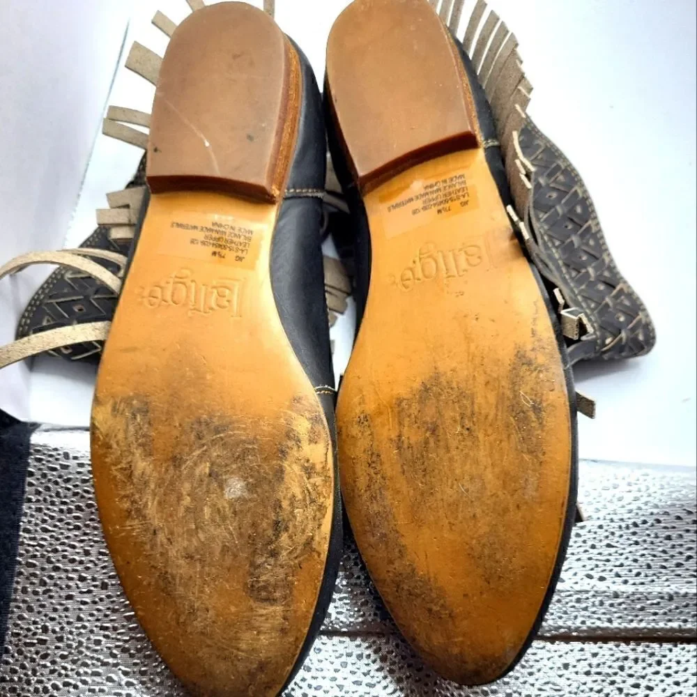 Latigo authentic excellent