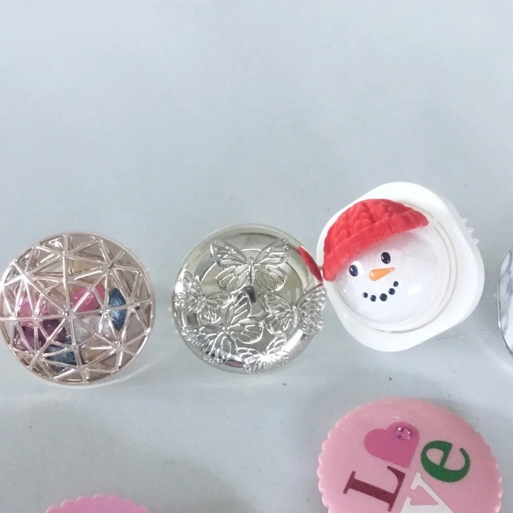 BATH & BODY WORKS CAR VISOR CLIP FRAGRANCE HOLDER Mirrors Lot