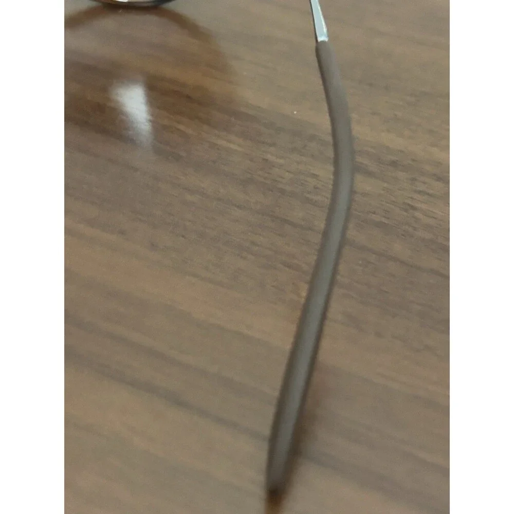 Ray-Ban no scratches