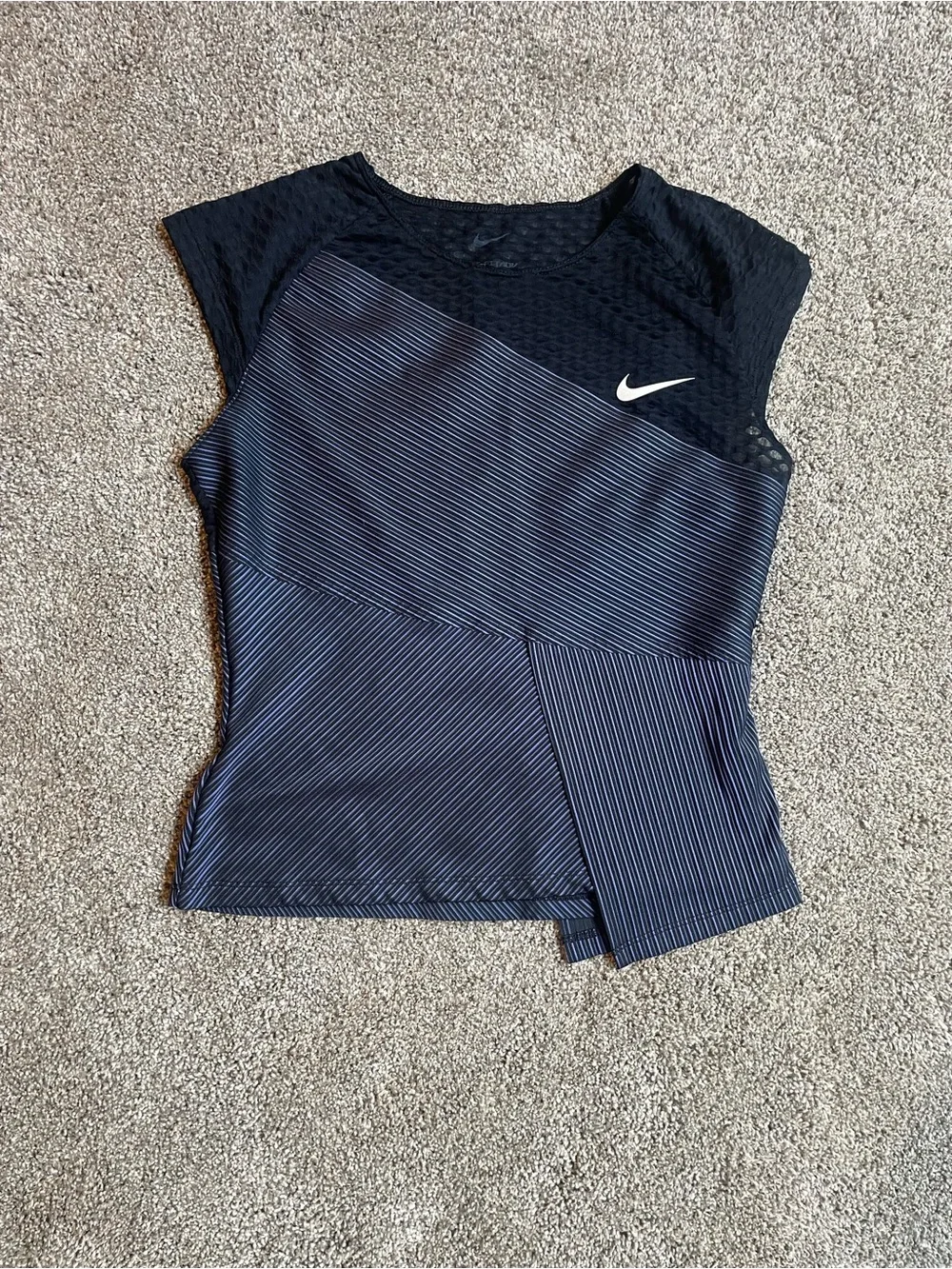 Nike Women's Dri Fit Black and Navy Striped Athletic Shirt Size Small
