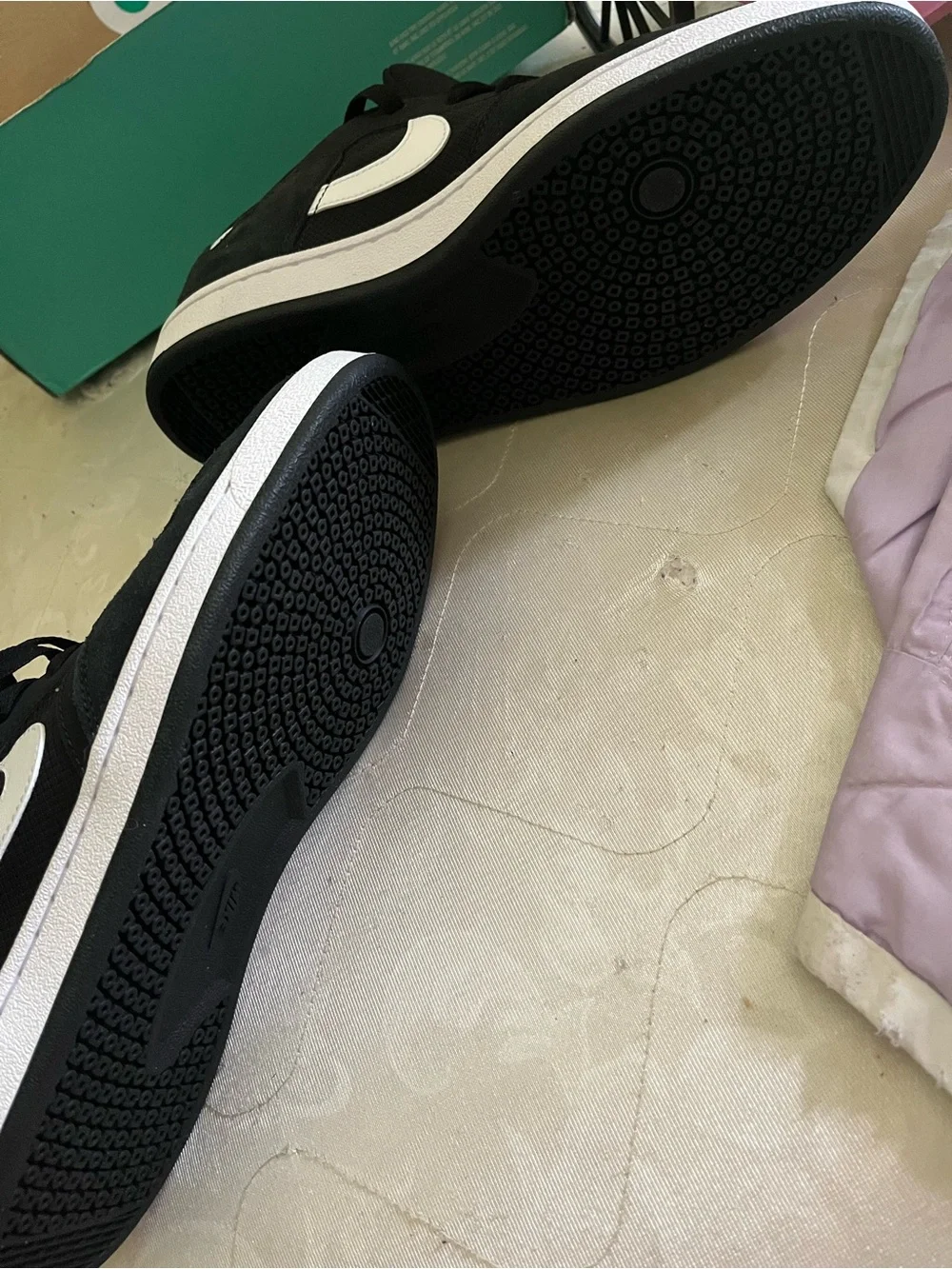 Nike classic low