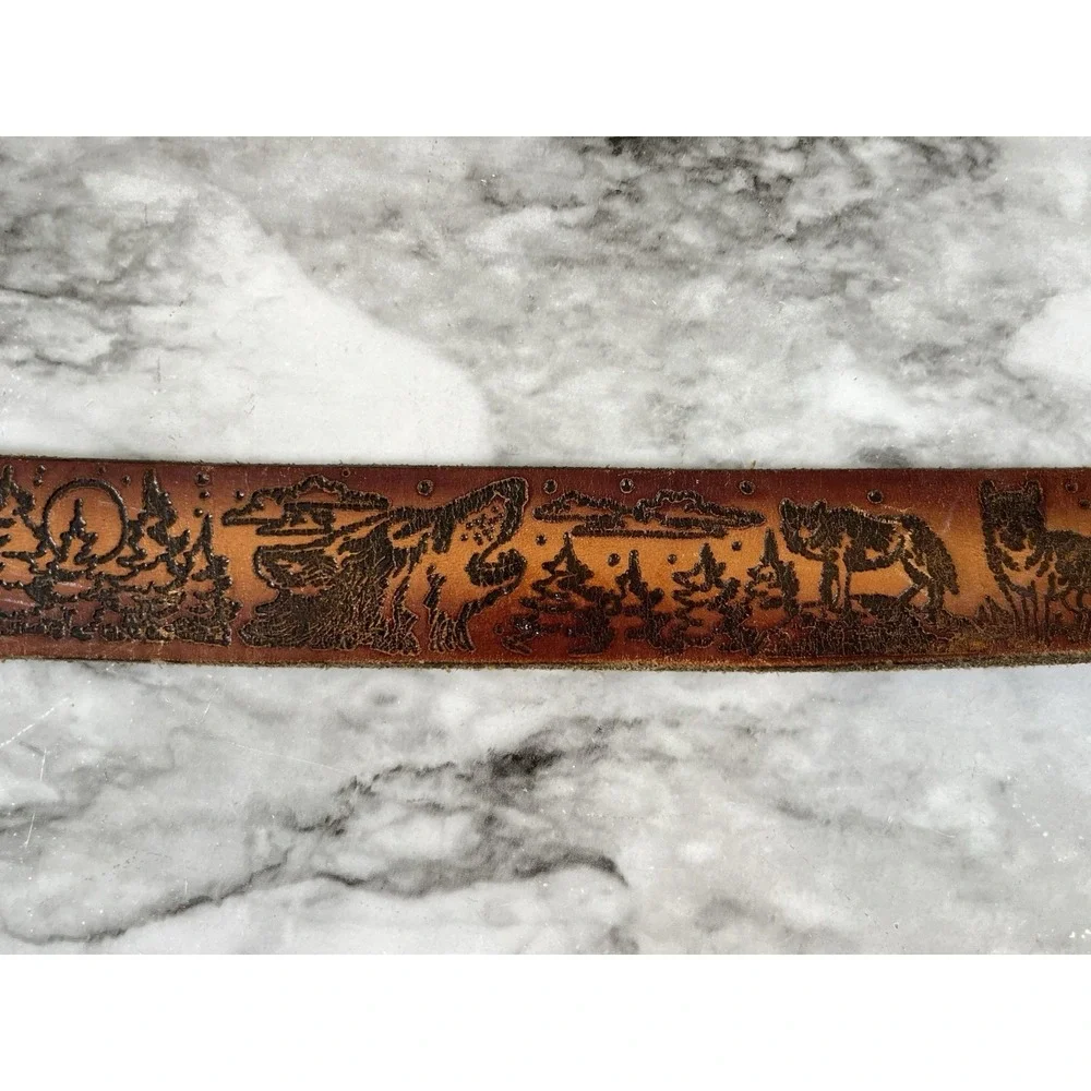 The Unbranded Brand tooled vtg