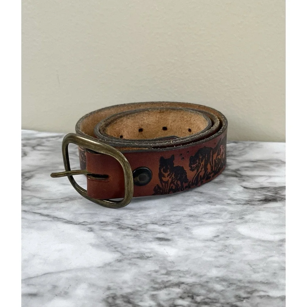 The Unbranded Brand tooled vtg