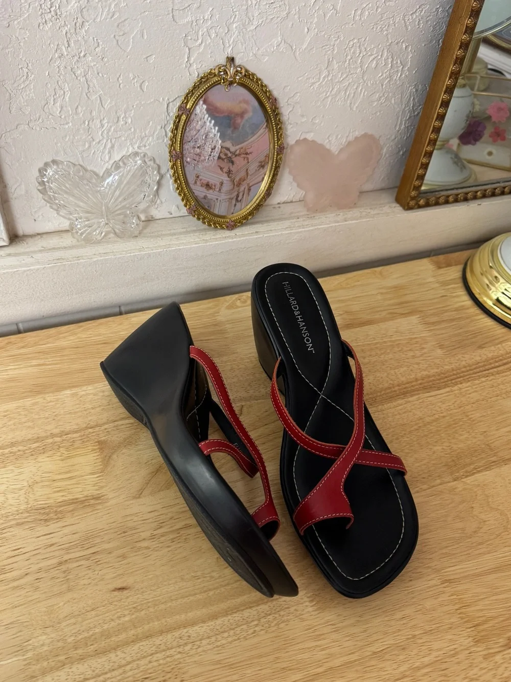 2000’s Hillard & Hanson Chunky Strappy Wedge Sandals Y2K Thong Heels Whimsy Cute