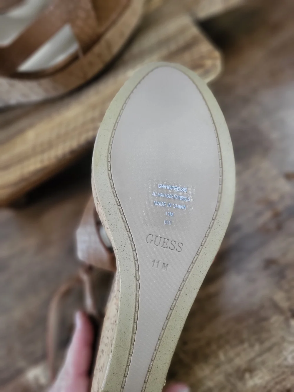 Guess stylish brown