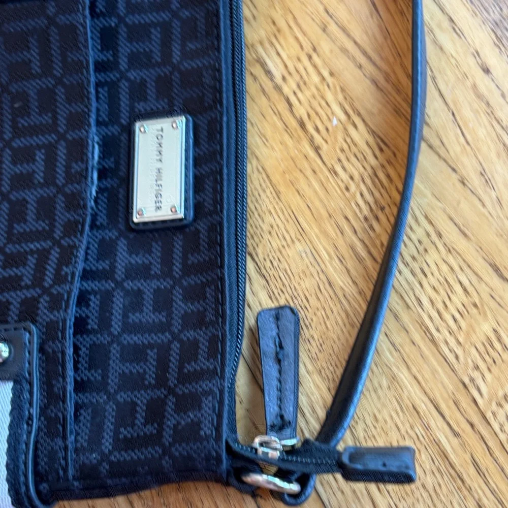 Tommy Hilfiger compact crossbody