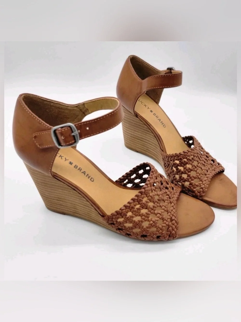 Lucky Brand strappy platform new