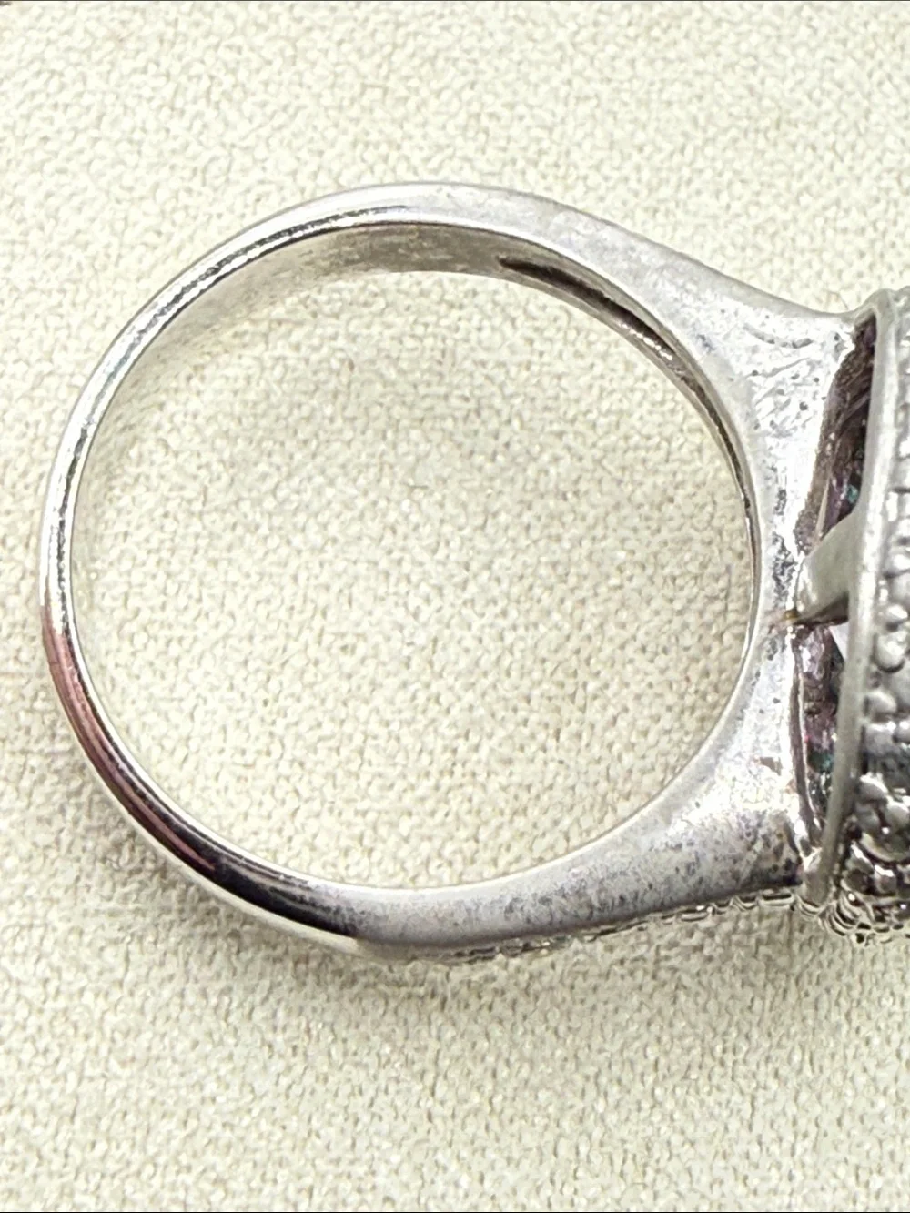 N/A elegant silver