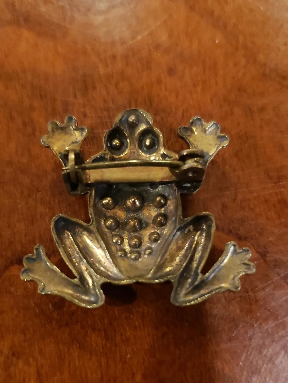 N/A charming gold