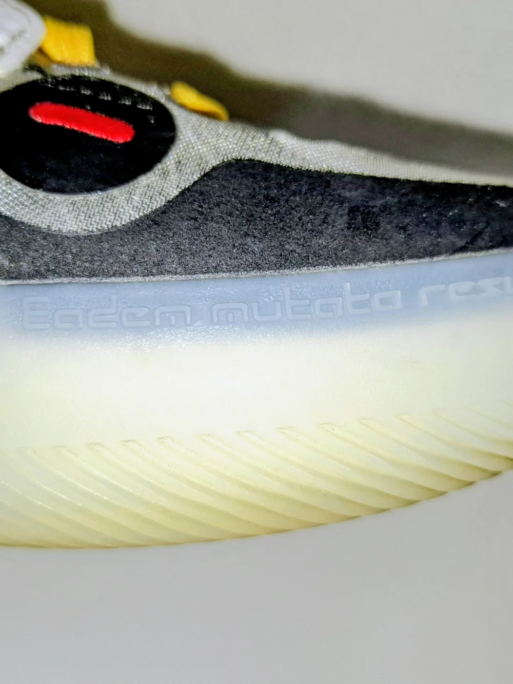 Li-Ning ning worn design