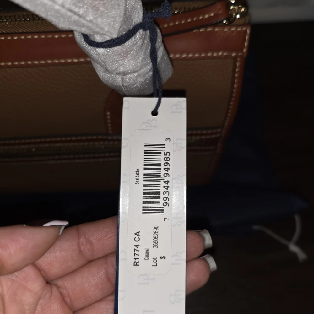 Dooney & Bourke dooney bourke