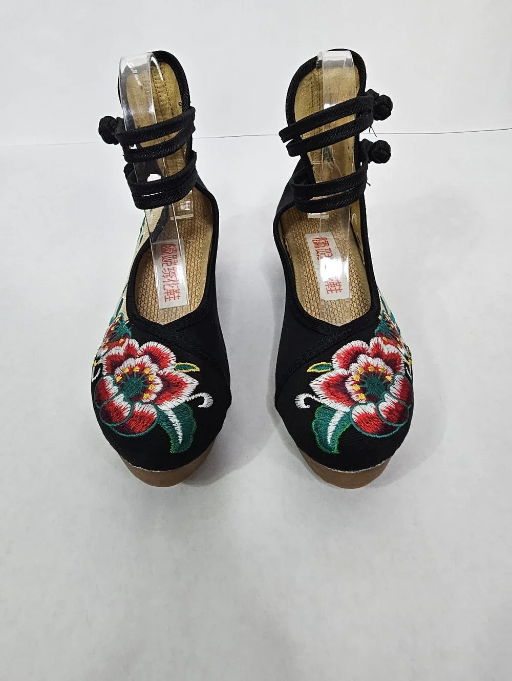N/A wedges secure or
