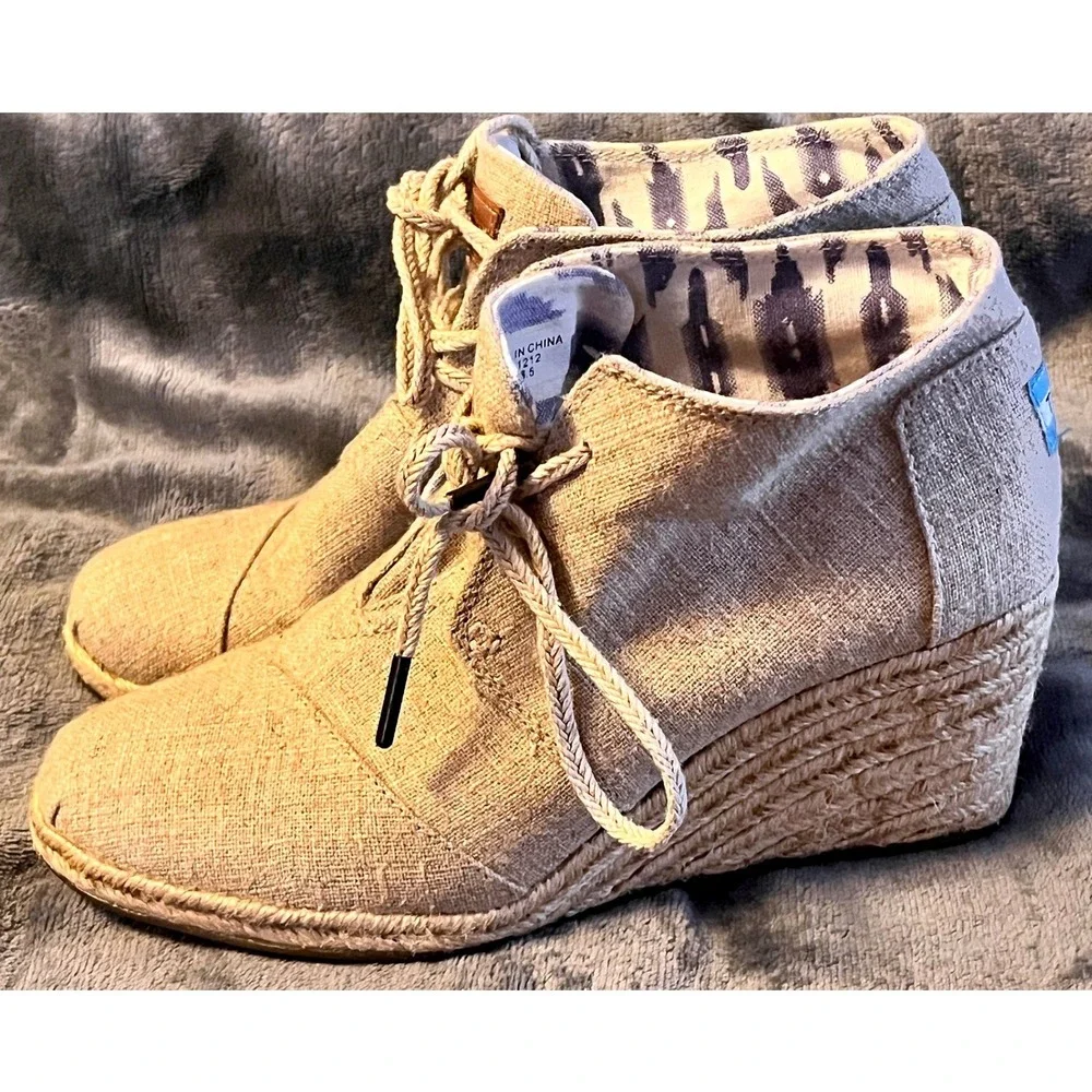 Toms desert wedge