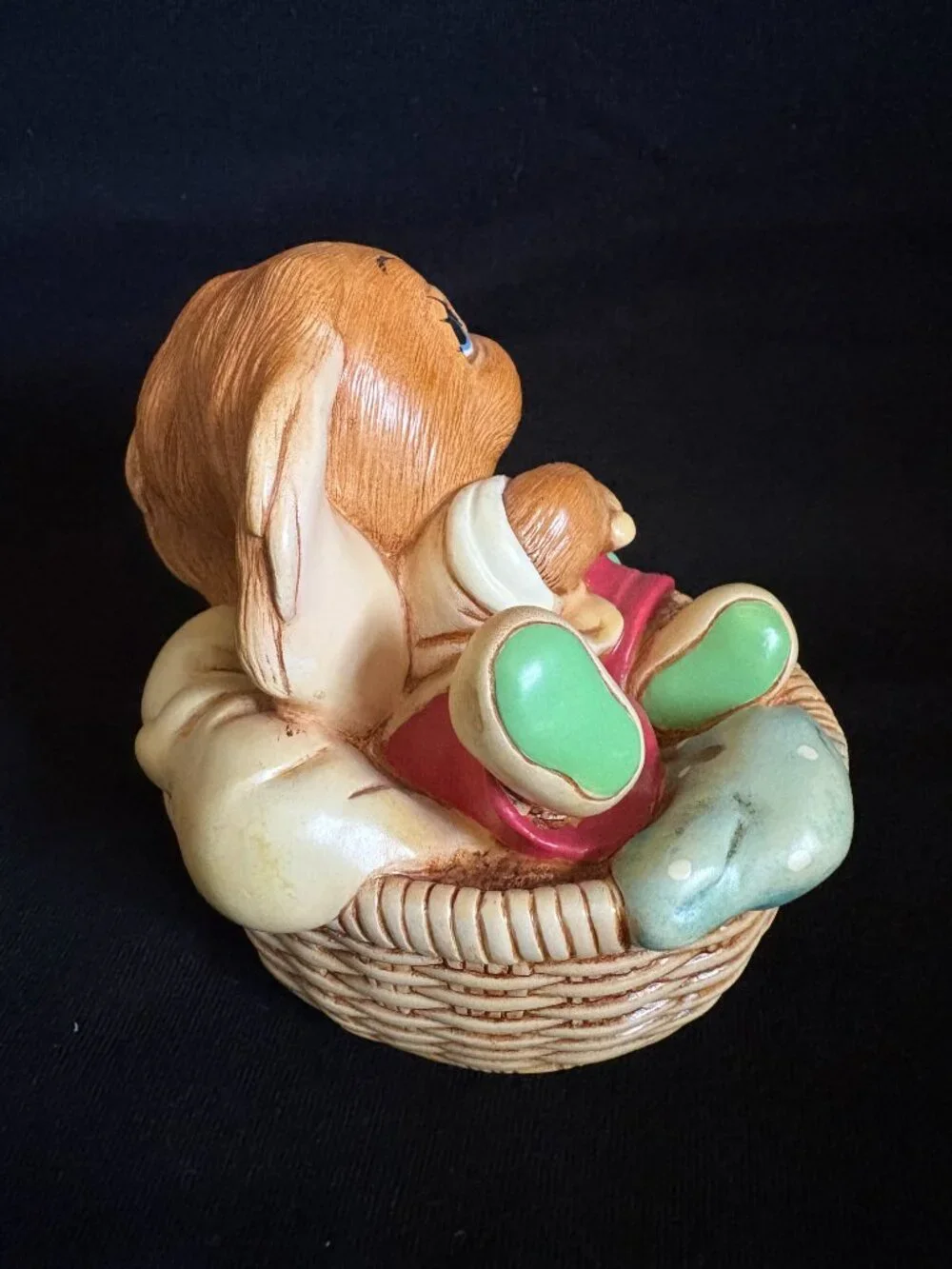 Pendelfin bunny figurine